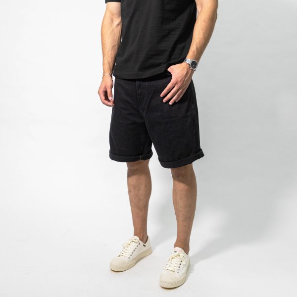dCxVcjatK7.jpg